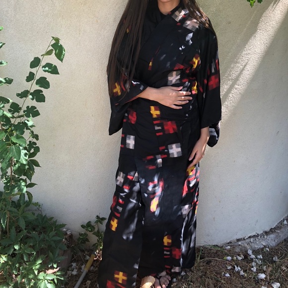 Vintage Japanese Kimono - Picture 1 of 5
